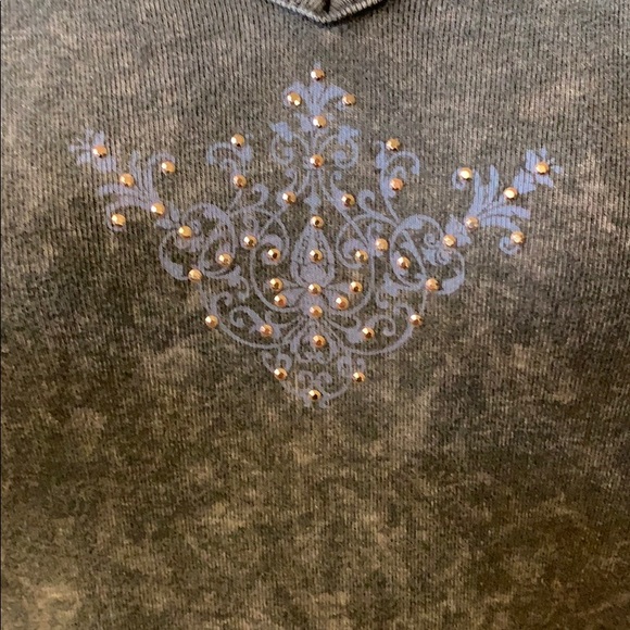 Marble brown and tan. 3/4 sleeve top. - Picture 3 of 3